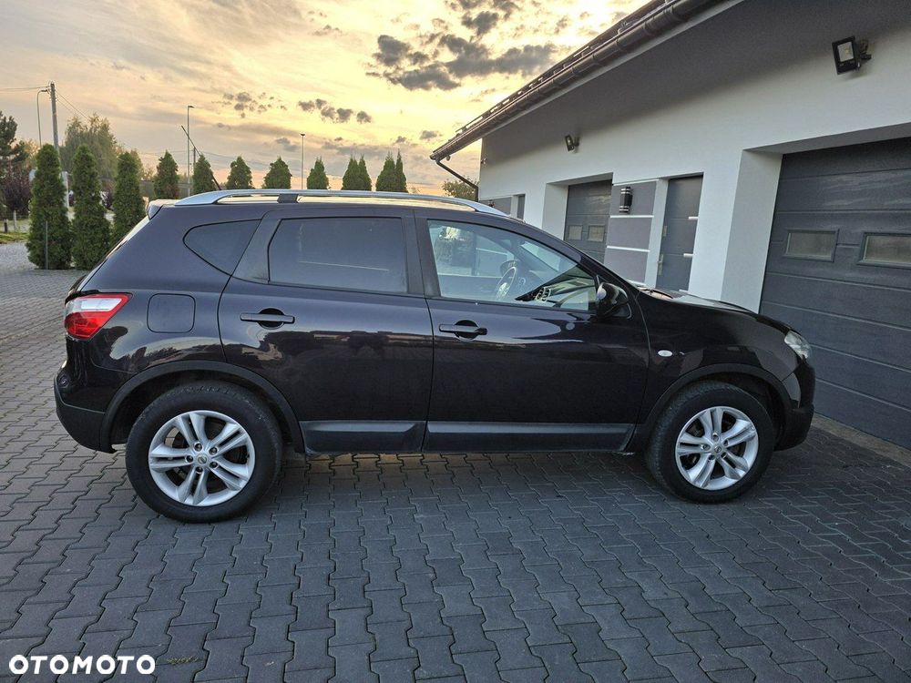 Nissan Qashqai - 4
