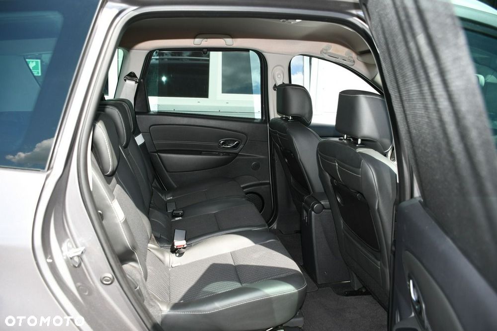Renault Grand Scenic Energy TCe 130 S&S Bose Edition - 31