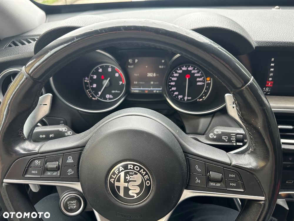 Alfa Romeo Stelvio 2.0 Turbo Q4 - 10