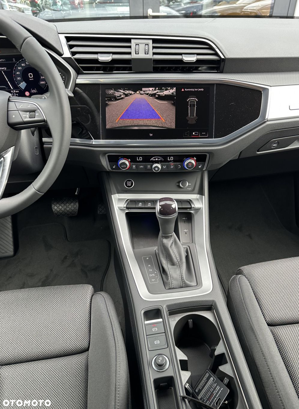 Audi Q3 - 17