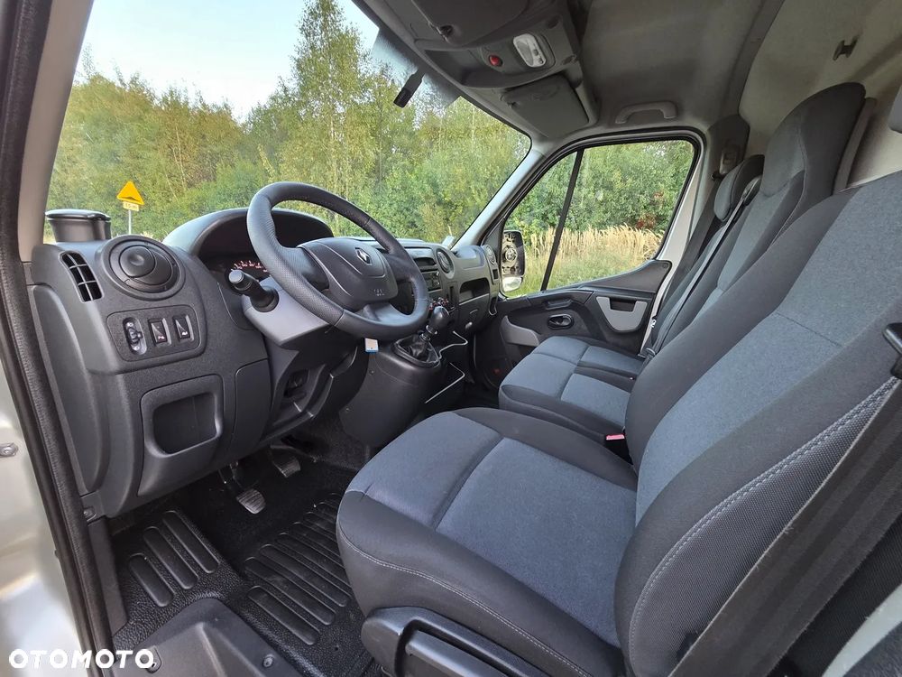 Renault Master - 15