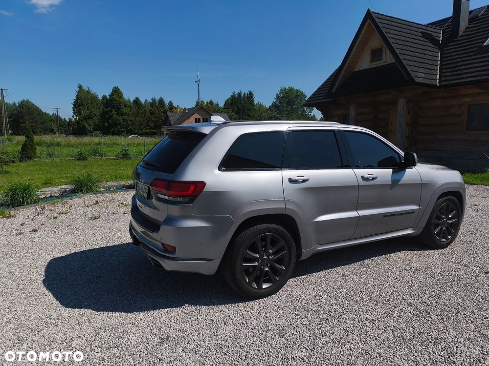 Jeep Grand Cherokee 5.7 V8 Overland Summit - 20
