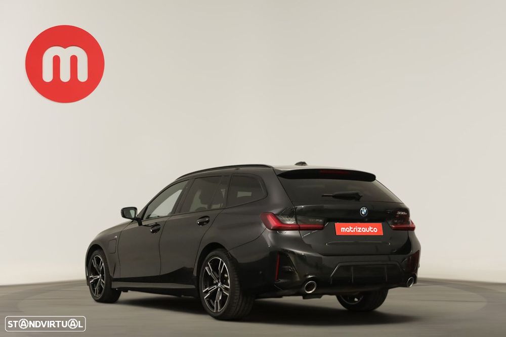 BMW 330 e Edição Desportiva M Auto - 3