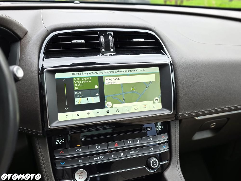Jaguar F-Pace 2.0 i4D AWD Prestige - 32