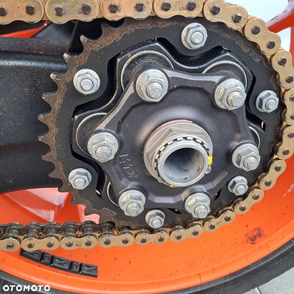 KTM Super Duke - 19
