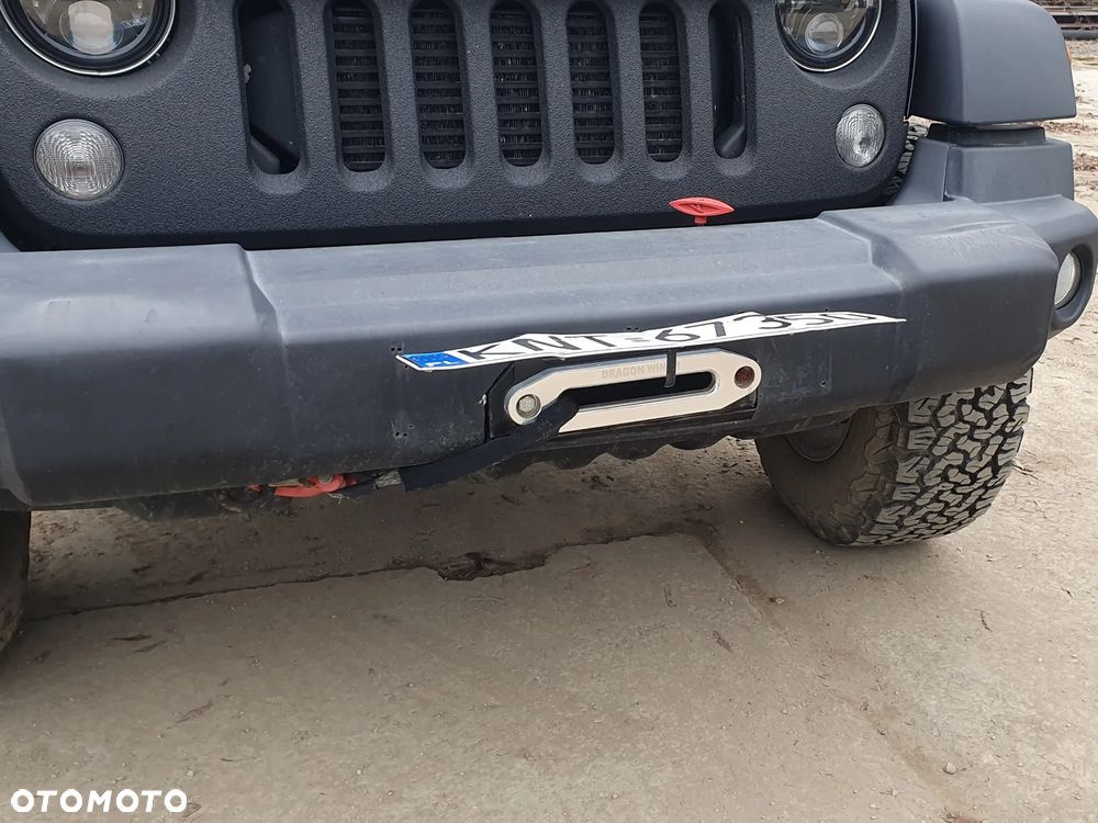 Jeep Wrangler 2.8 CRD Rubicon - 8