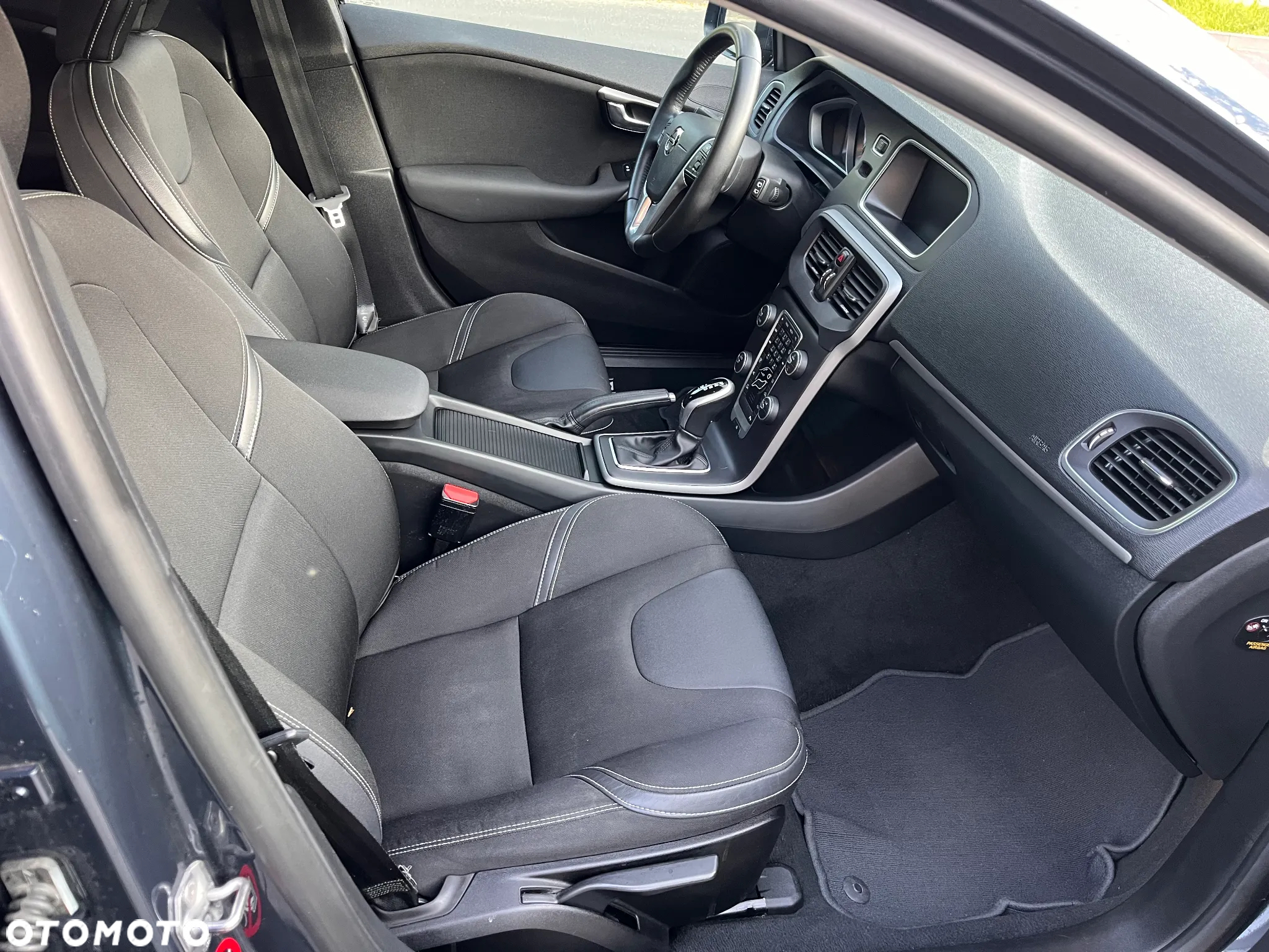 Volvo V40 - 8
