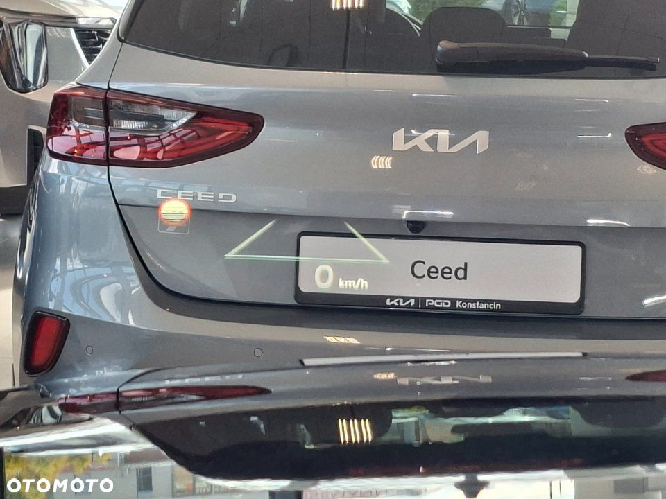 Kia Sorento - 28