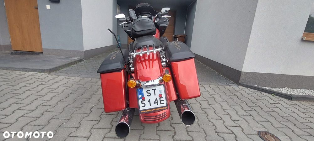 Harley-Davidson Touring Road Glide - 8