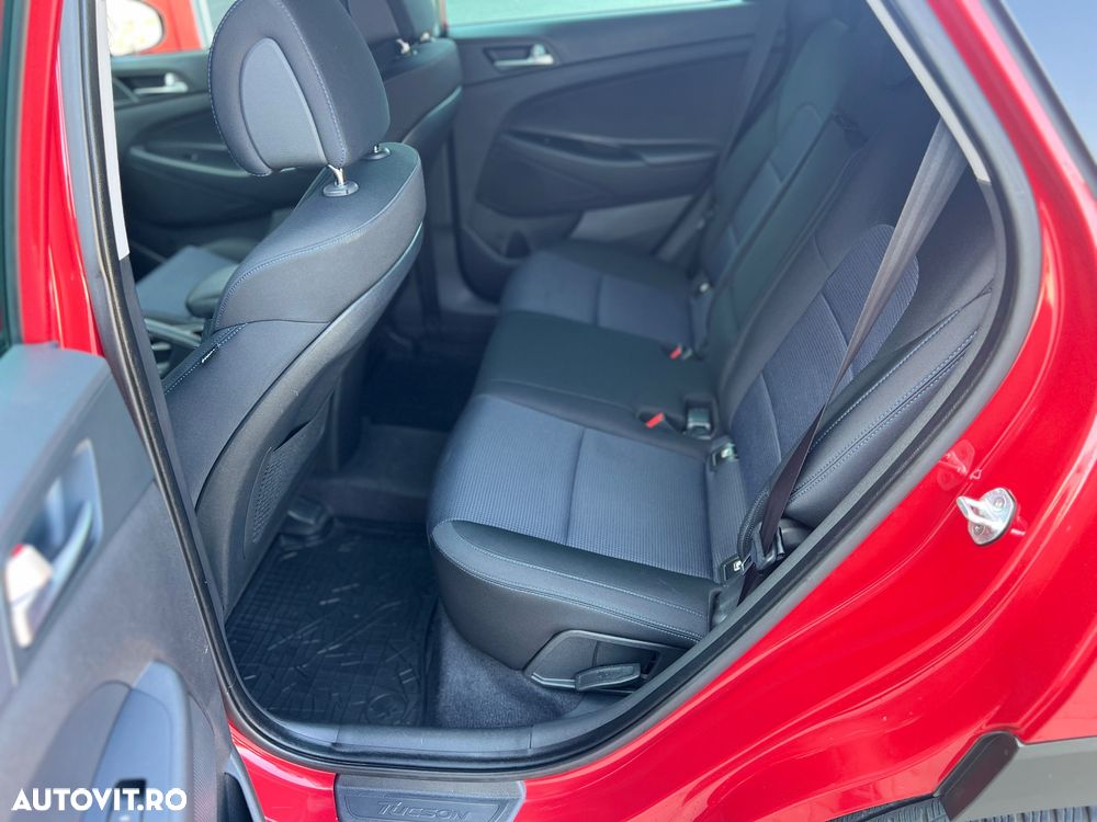 Hyundai Tucson blue 1.7 CRDi 2WD DCT Premium - 16