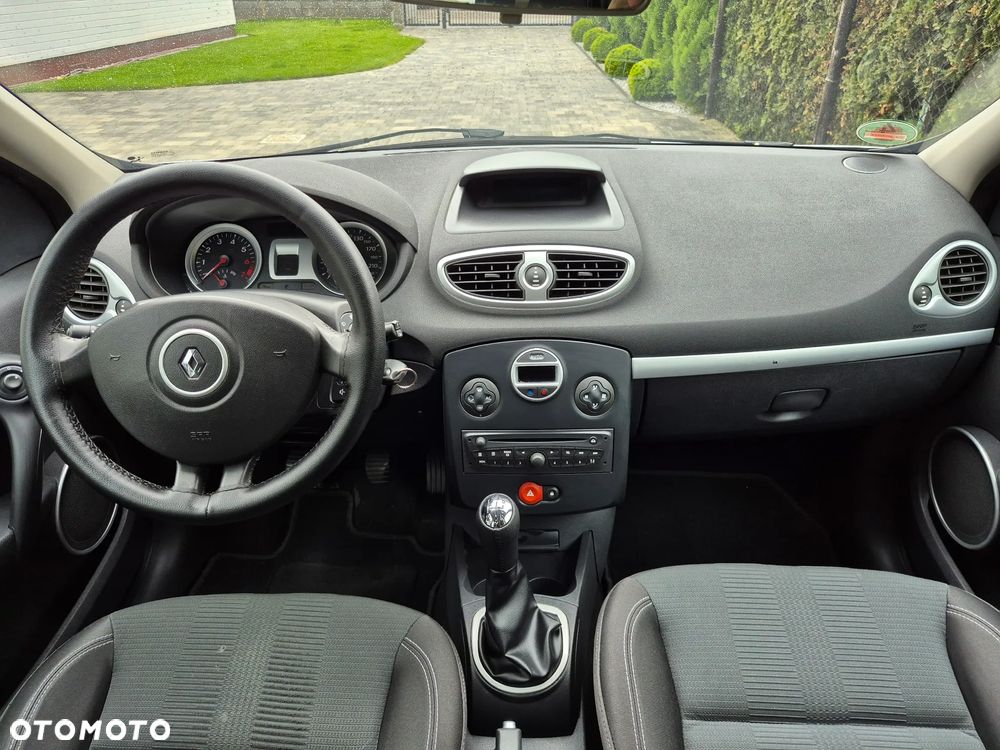 Renault Clio 1.2 TCE Alize - 10