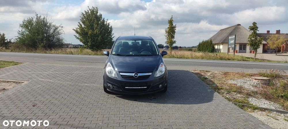 Opel Corsa 1.2 16V Cosmo - 9
