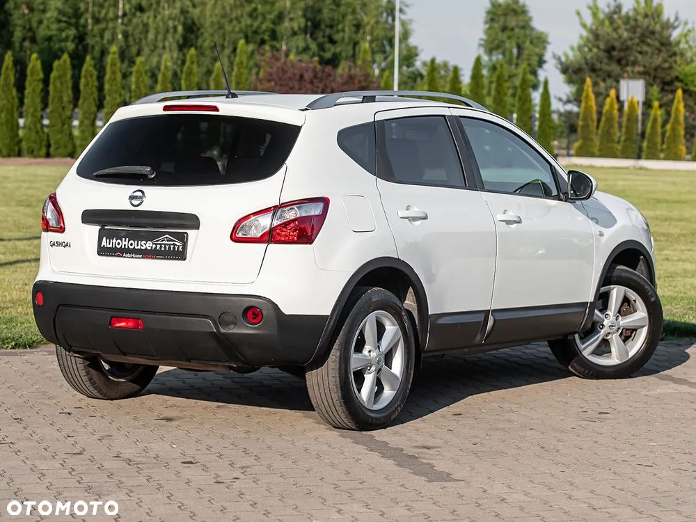 Nissan Qashqai 2.0 360 - 11