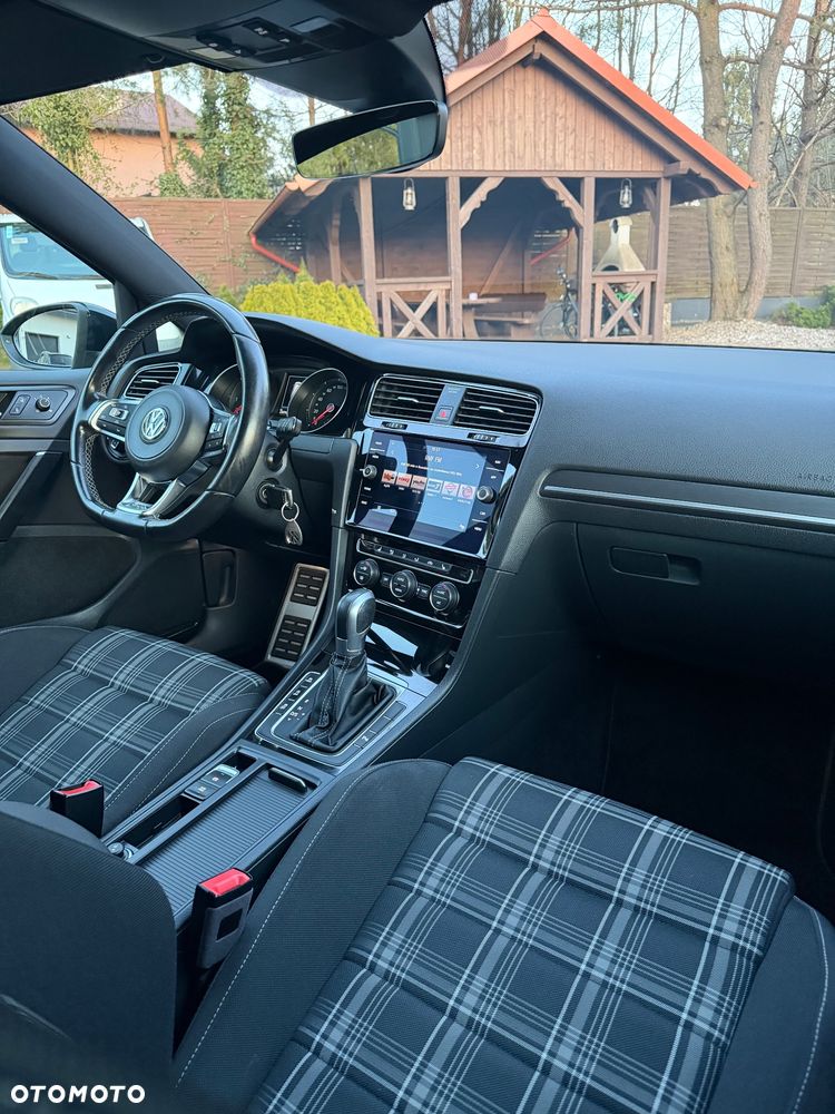 Volkswagen Golf GTD (BlueMotion Technology) DSG - 29