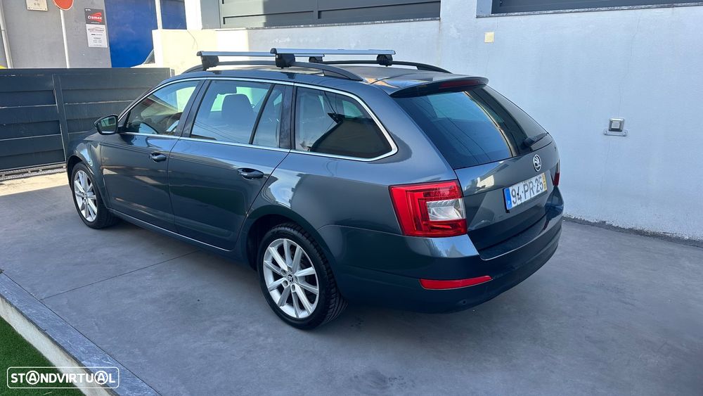 Skoda Octavia Break 1.6 TDi Elegance - 4