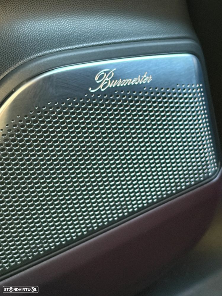 Porsche Macan Electric 4 - 12