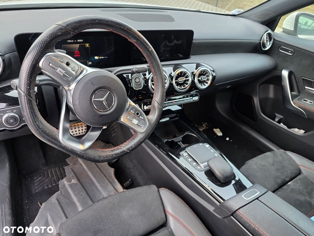 Mercedes-Benz Klasa A ver-250-e-phev-amg-line-8g--dct - 24