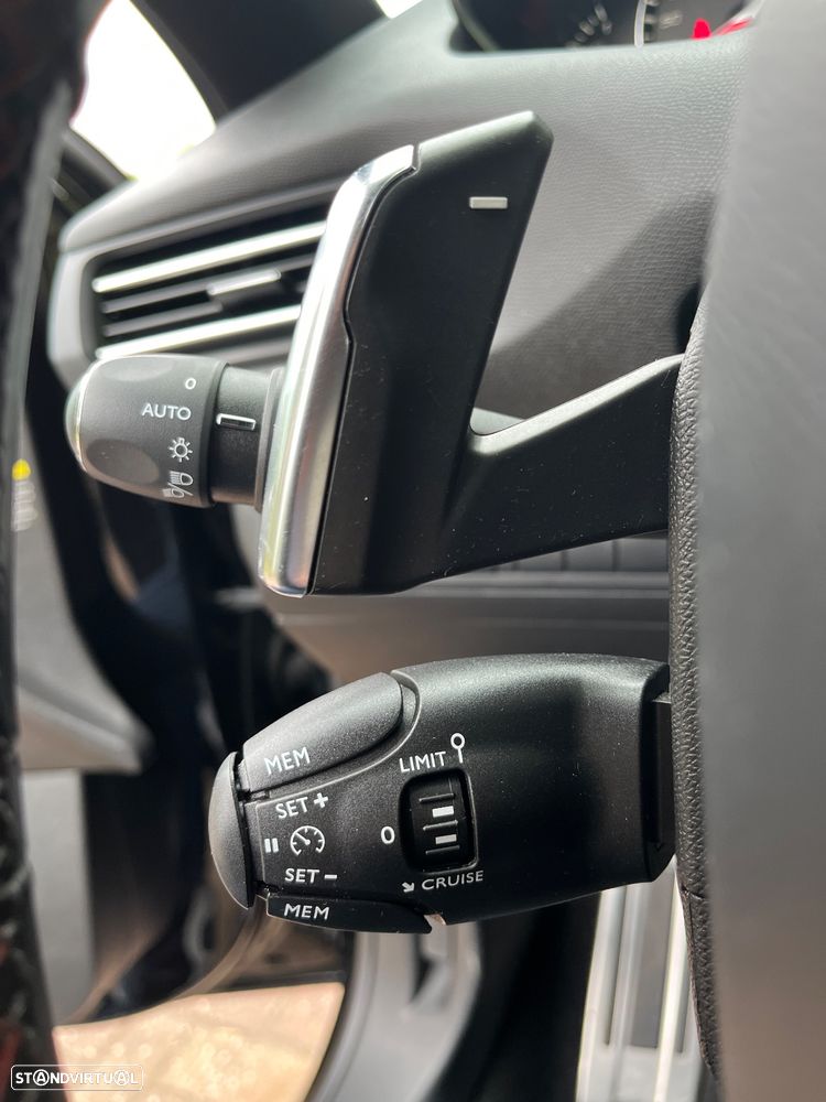 Peugeot 308 1.2 PureTech GT Pack EAT8 - 15