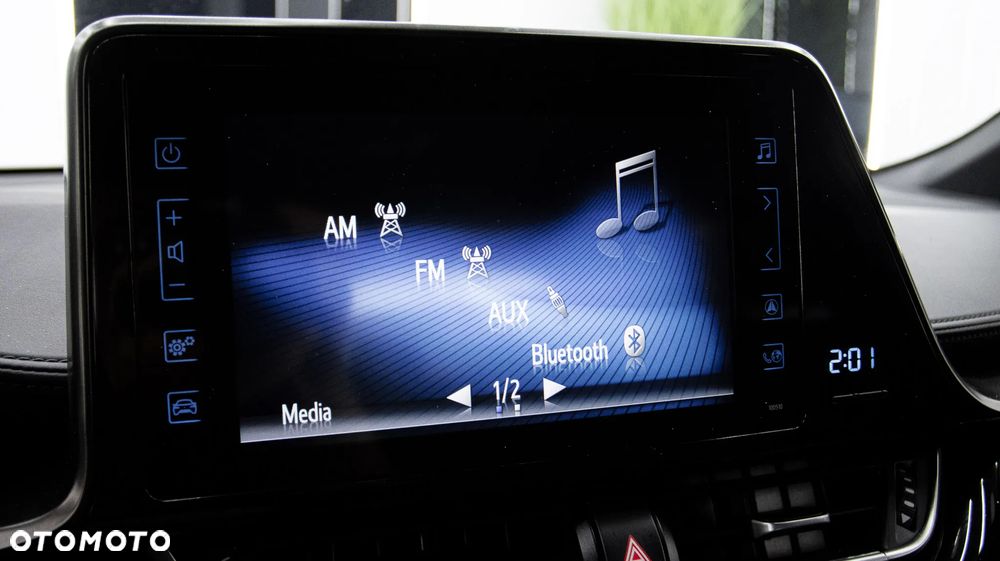Toyota C-HR 1.8 Hybrid Premium - 24
