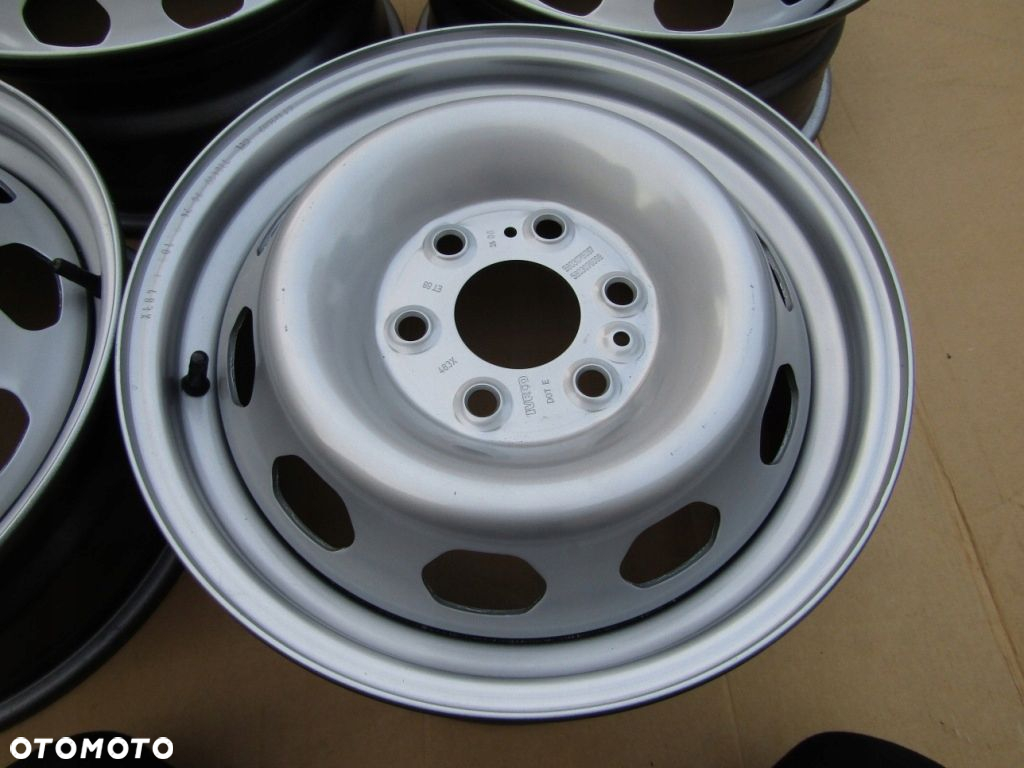 4x NOWE Felgi 16 Iveco Daily 6,5j 6x125 ET68 / 35S 29L / oryginał - 13