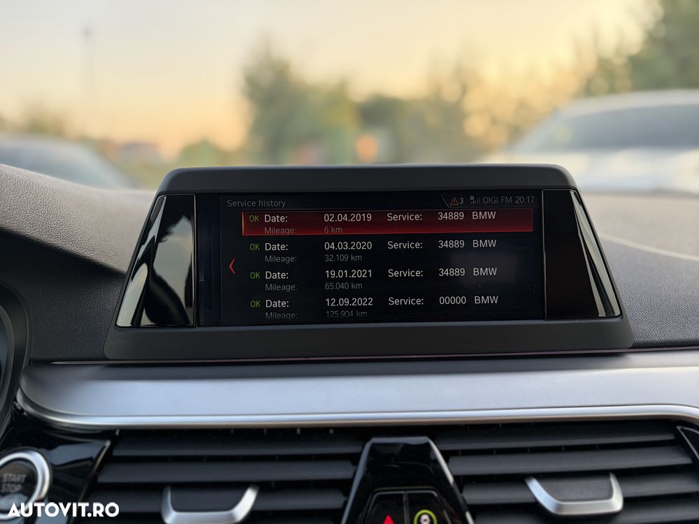 BMW Seria 5 520i Aut. - 13