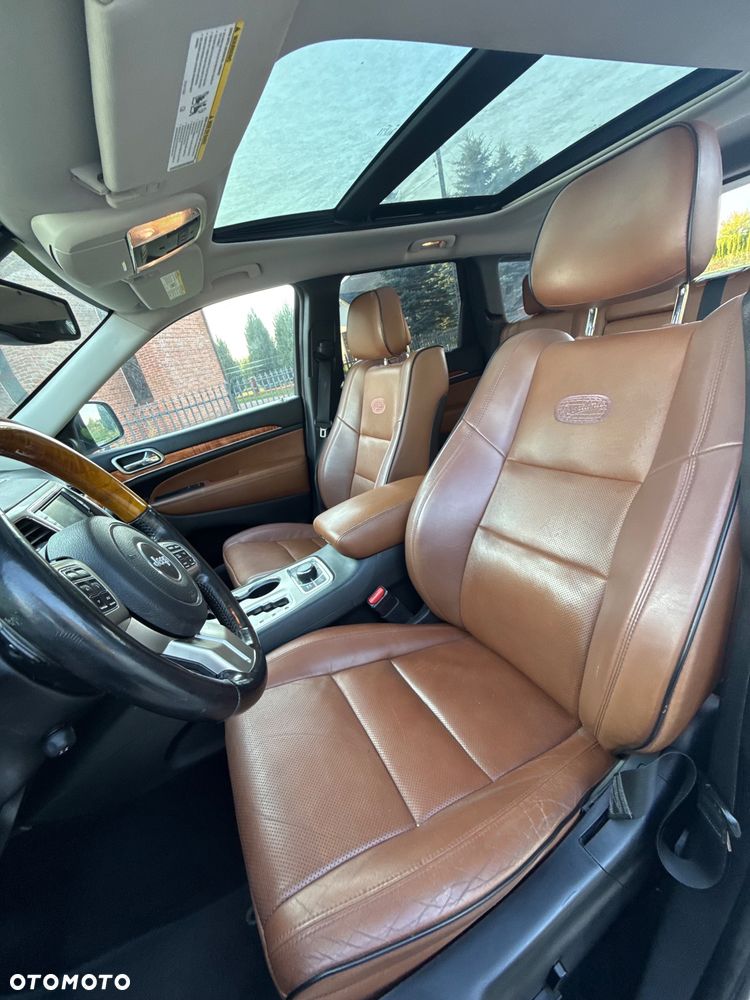 Jeep Grand Cherokee 5.7 V8 HEMI Overland - 30