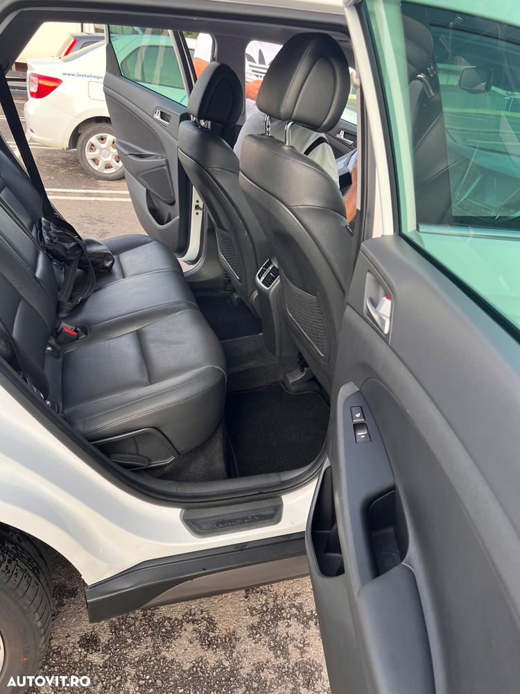 Hyundai Tucson 2.0 CRDI 4WD 6AT Premium+ Design Pack - 7