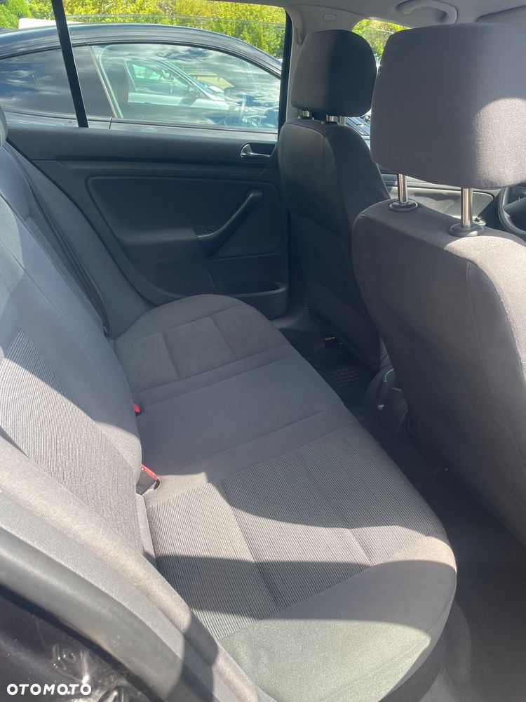 Volkswagen Golf 1.6 Edition - 6