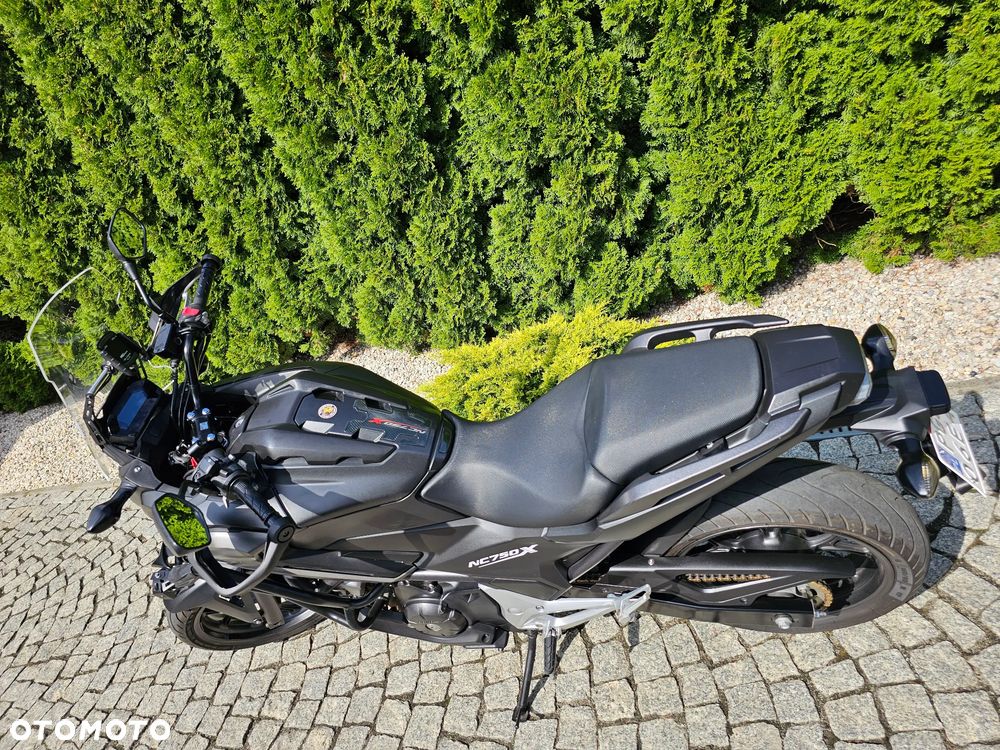 Honda NC - 12