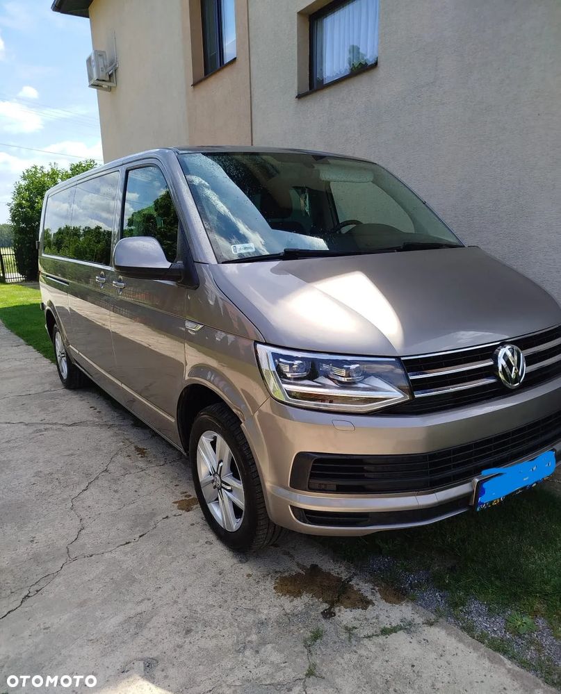Volkswagen Caravelle - 1
