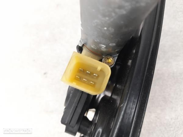 Elevador Tras Dto  Mercedes-Benz C-Class (W203) - 6