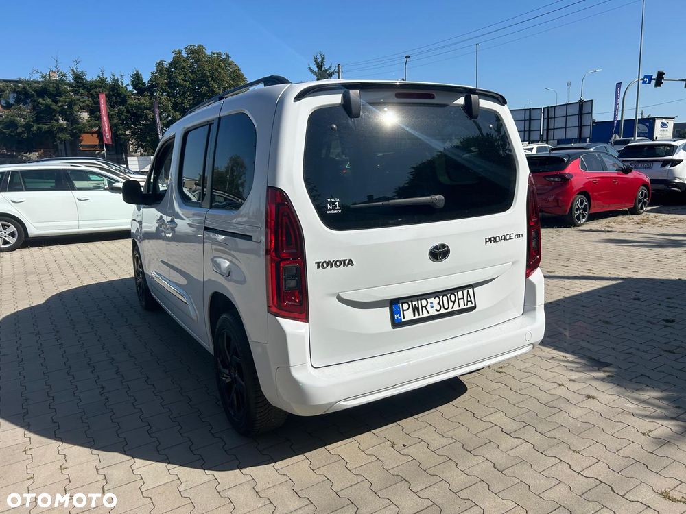 Toyota Proace City Verso 1.5 D-4D Family - 9