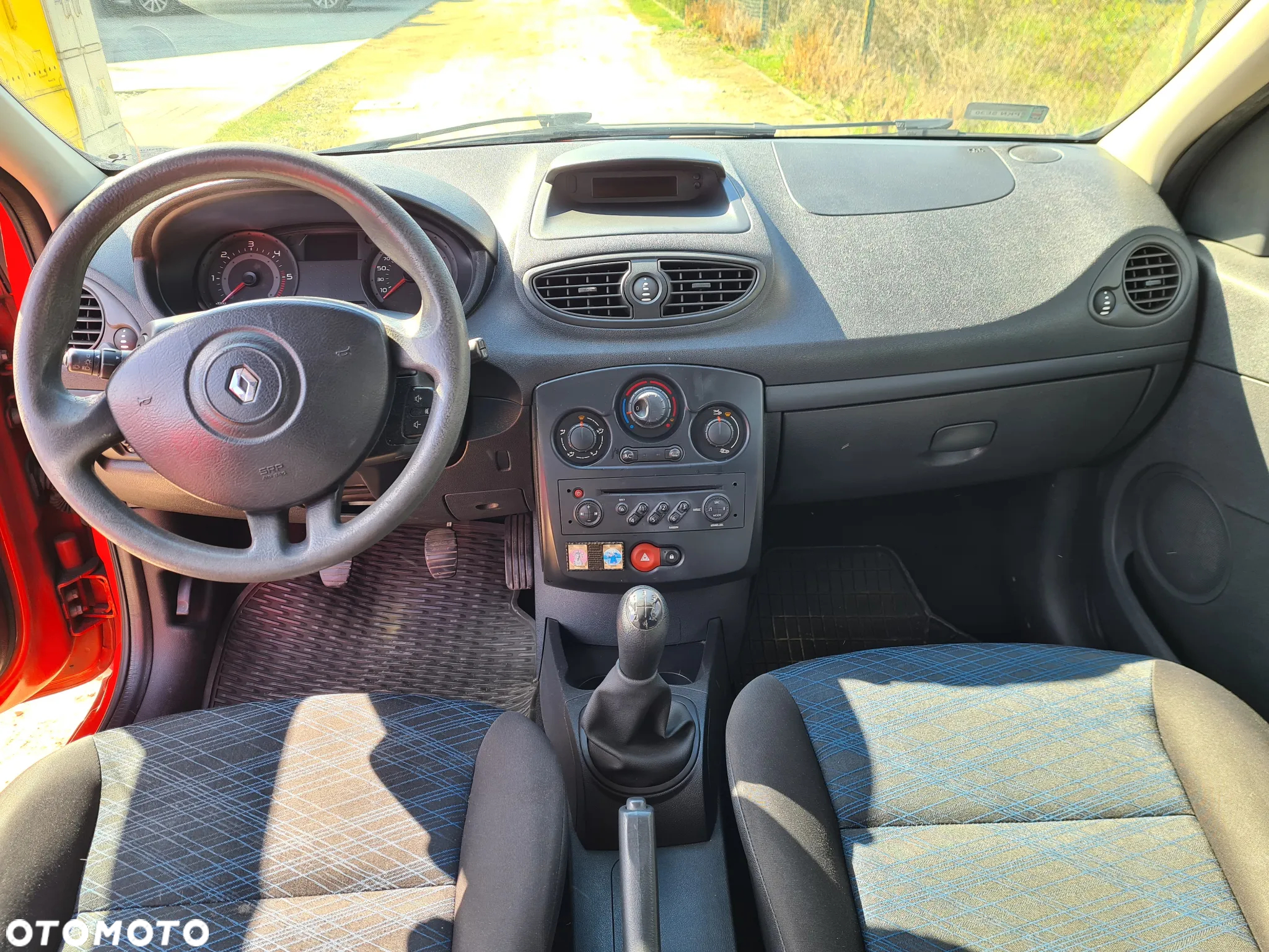 Renault Clio 1.5 dCi Authentique - 13