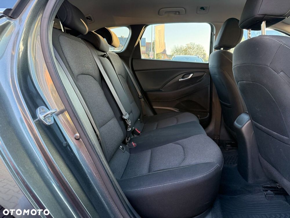 Hyundai i30 1.5 DPI Comfort - 26