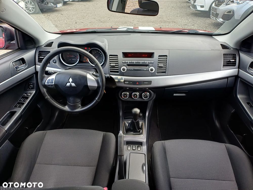Mitsubishi Lancer 1.6 ClearTec Invite - 23
