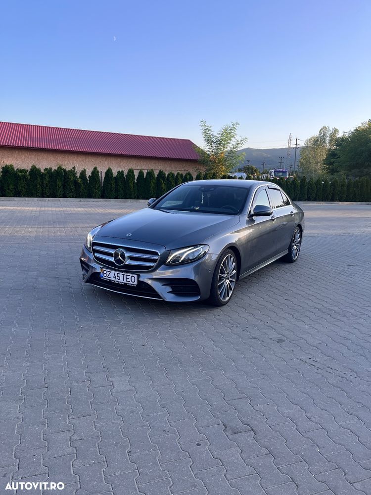 Mercedes-Benz E 220 d 4Matic 9G-TRONIC AMG Line - 1