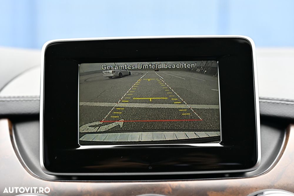 Mercedes-Benz B 200 - 13