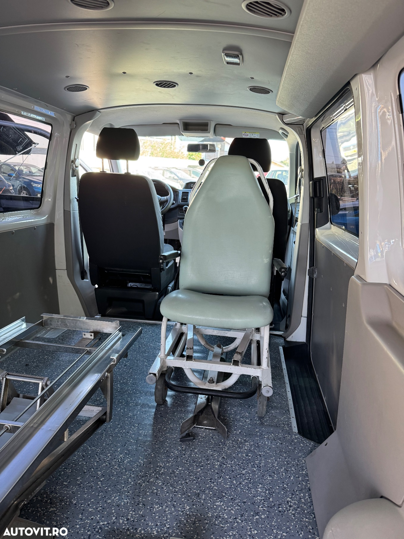 Volkswagen Transporter Multivan T6 2.0 TDI 75 kW KR Comfortline - 14