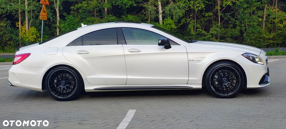 Mercedes-Benz CLS 63 AMG 4-Matic - 2