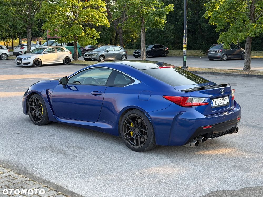 Lexus RC F Carbon - 27