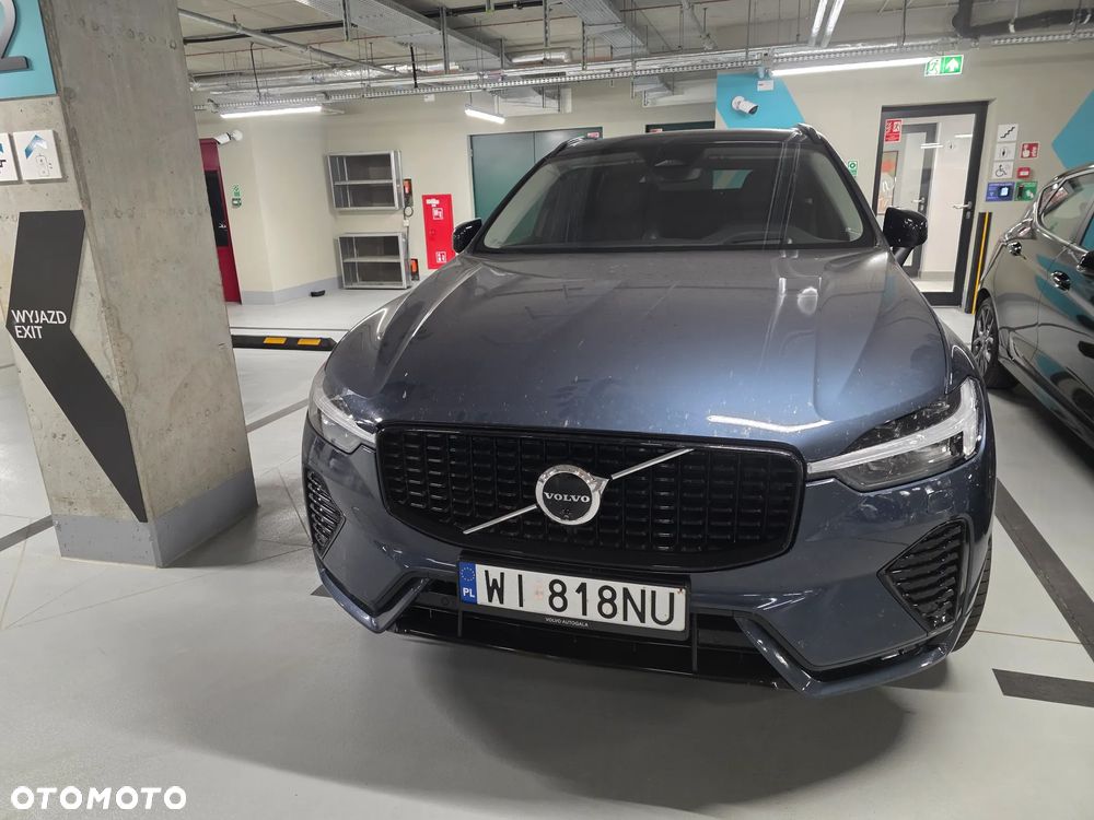 Volvo XC 60 B5 B AWD Ultra Dark - 3
