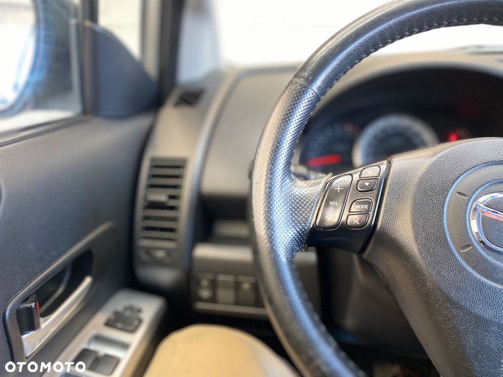 Mazda 5 2.0 Exclusive - 21