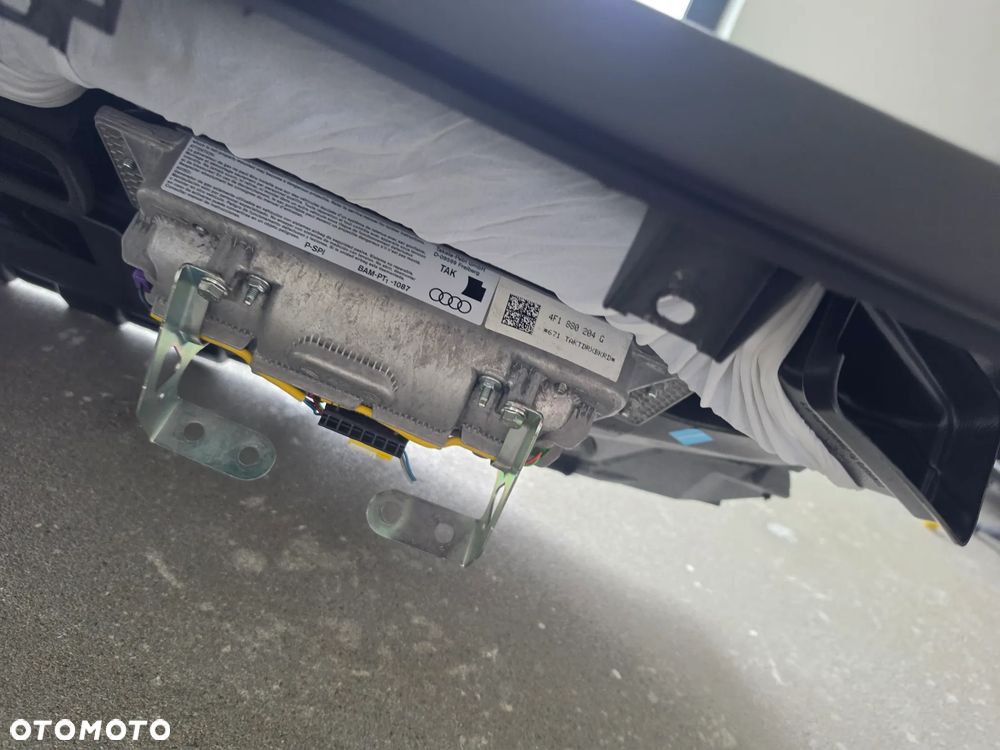 AUDI A6 C6 LIFT DESKA KONSOLA AIRBAG PASY CZARNA SOUL 4 RAMMIENNA KOMPLET - 6