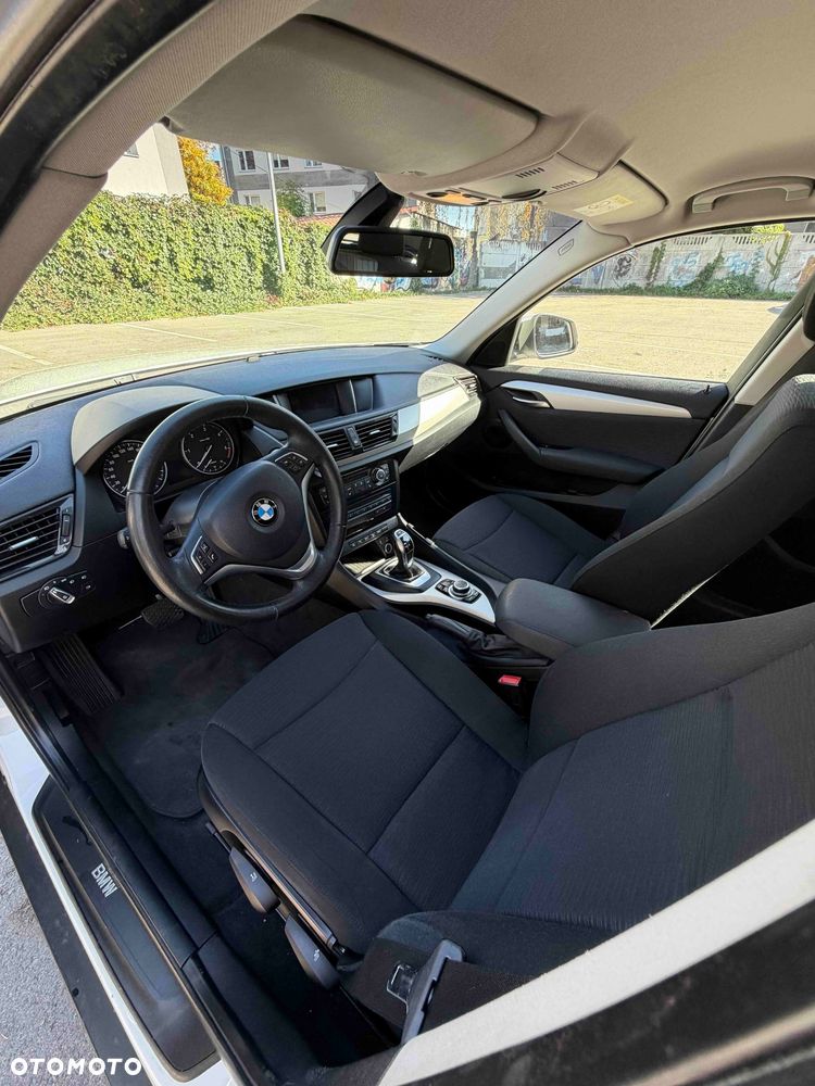 BMW X1 xDrive18d - 9