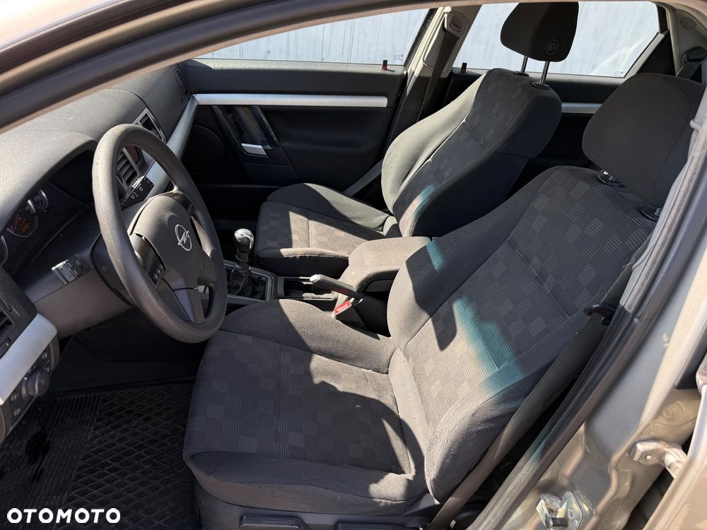 Opel Vectra 2.2 - 7