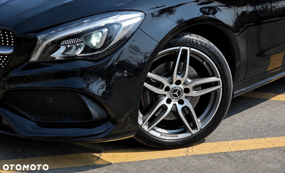 Mercedes-Benz CLA - 4