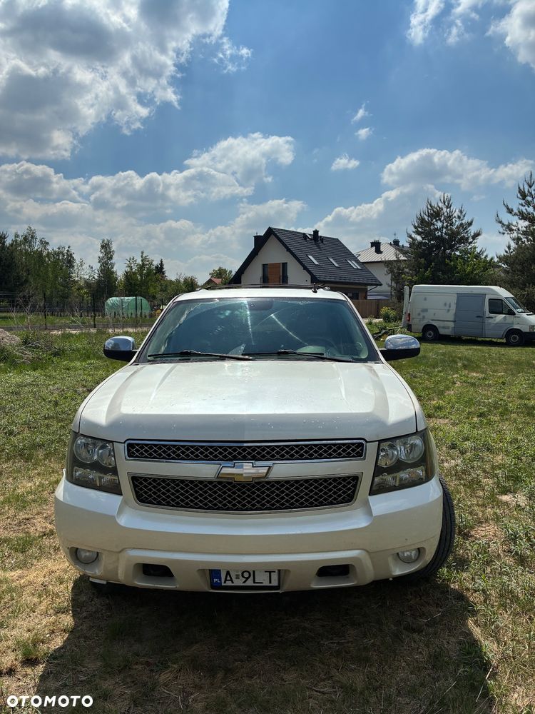 Chevrolet Suburban 5.3 LS 1500 4WD - 3