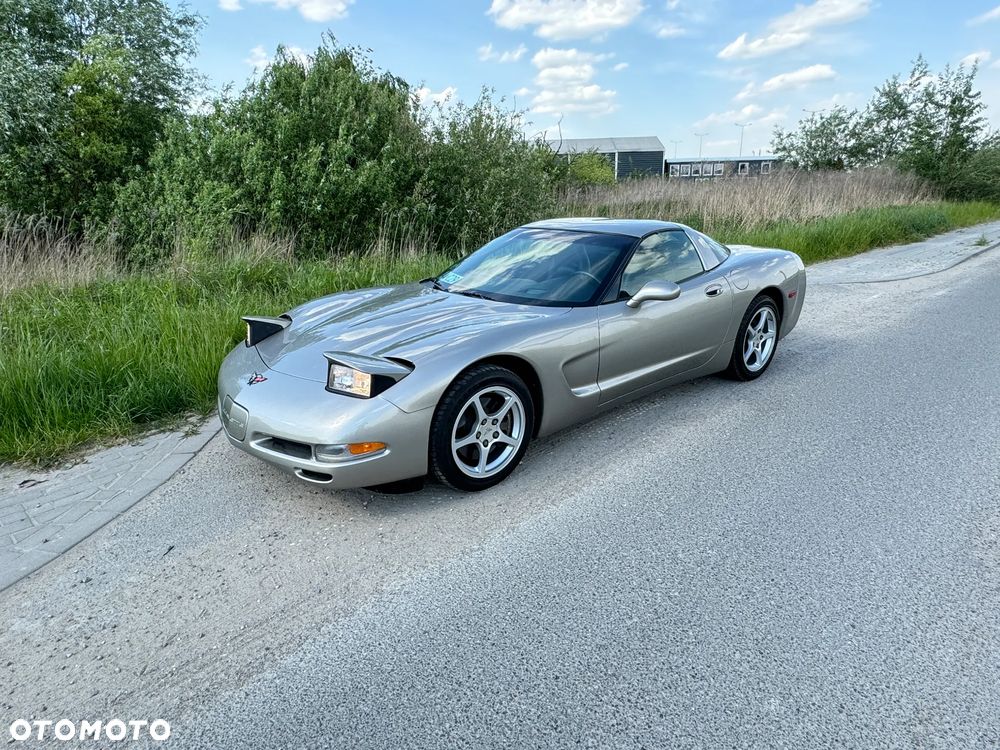 Chevrolet Corvette 5.7 - 12