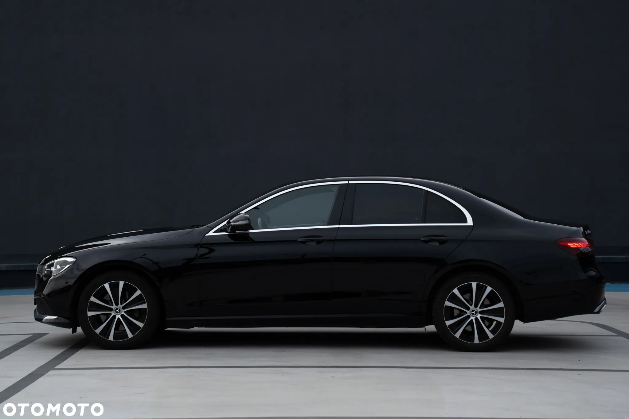 Mercedes-Benz Klasa E - 9