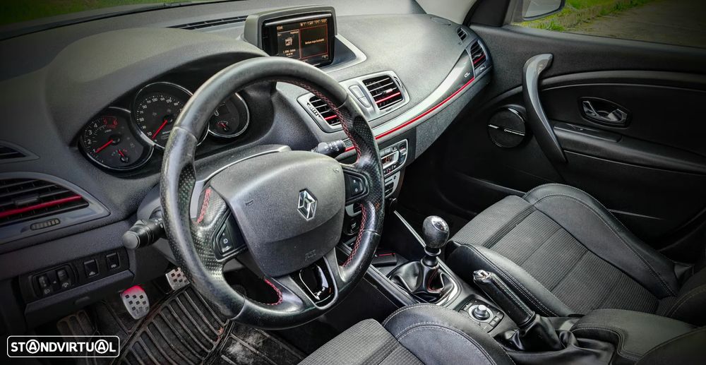 Renault Mégane Sport Tourer 1.5 dCi GT Line - 7